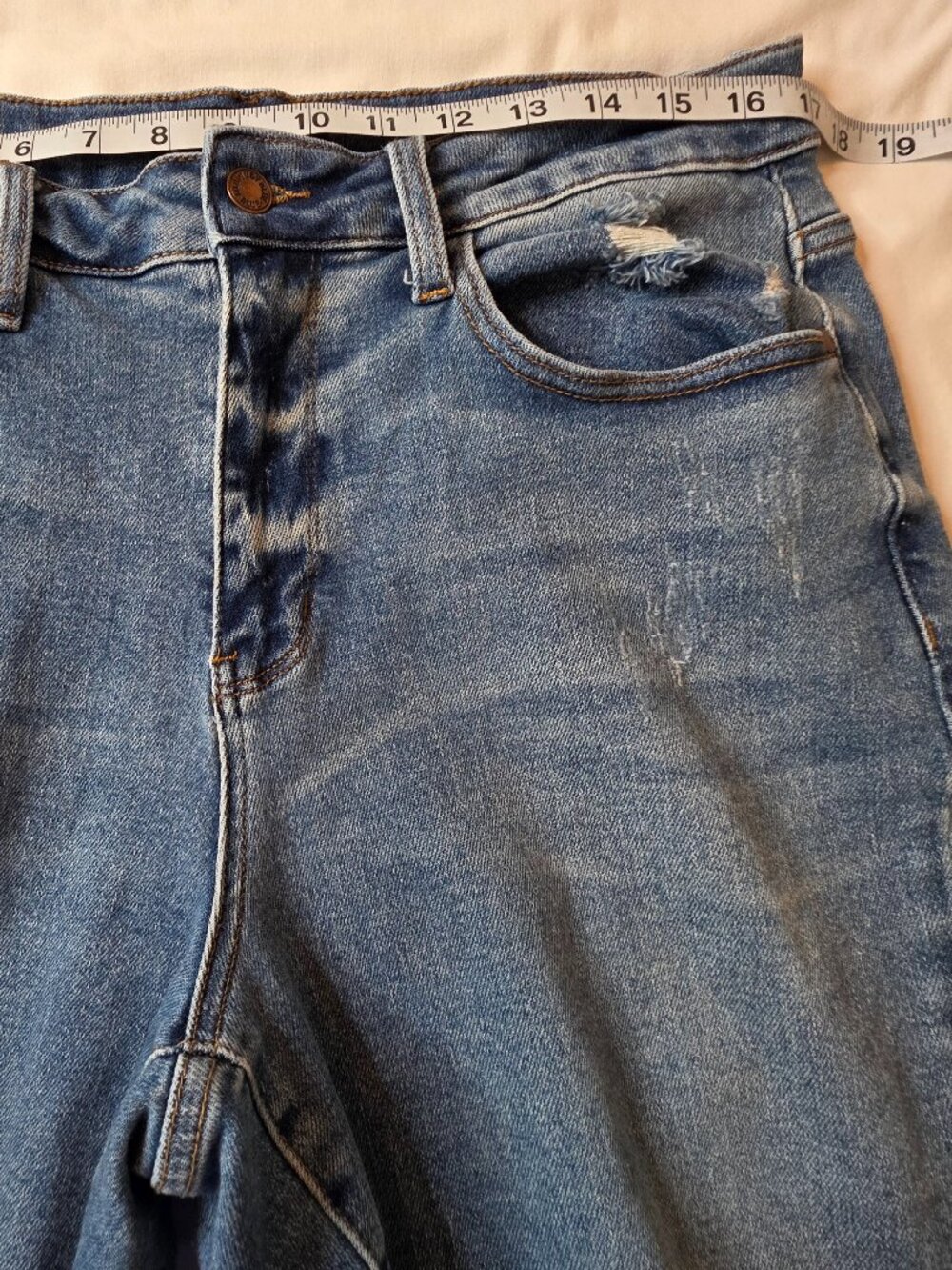 Judy Blue Women's Distressed, Boyfriend Fit Denim Jeans, Size 16W - Picture 3 of 9